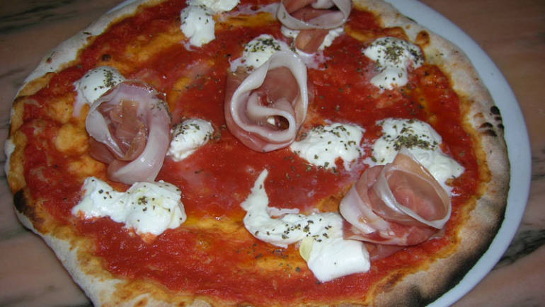 Pizza Ibiza: 5 pizzas you cannot miss on the island