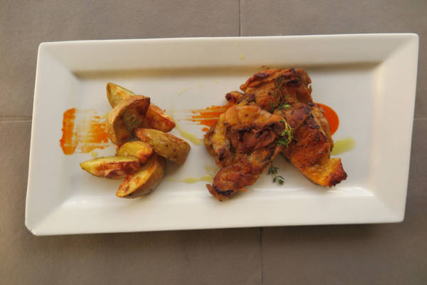 Chicken Thigh “Payés” with Roasted Potato