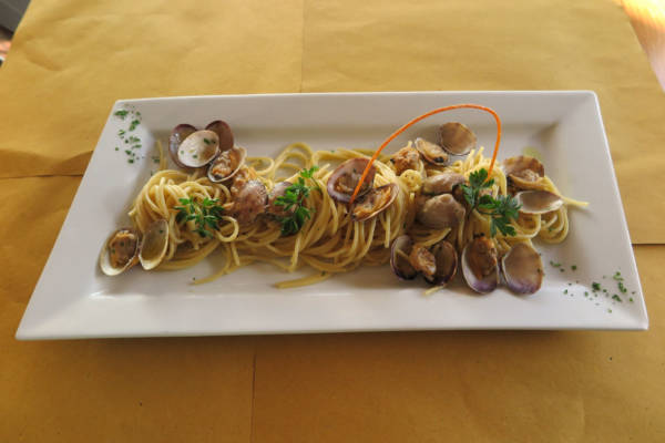 Spaghetti with Clams