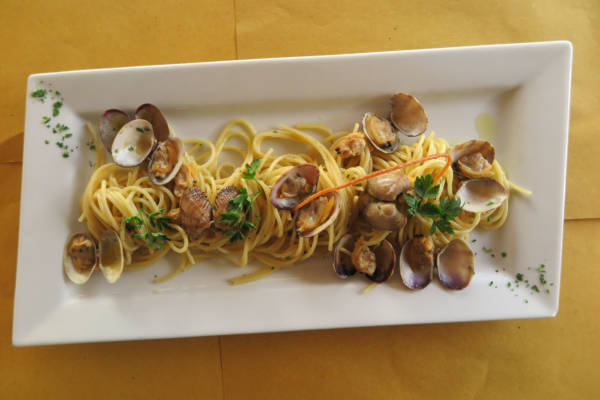 Spaghetti with Clams