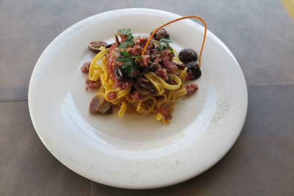 Handmade Tagliatelle with Mushroom and Italian Sausage